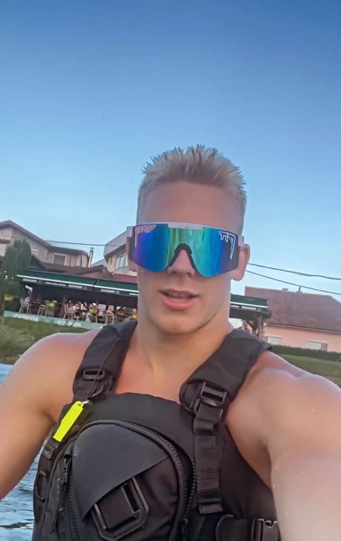 Endi Šehić, vodič za rafting i pomoć gostima